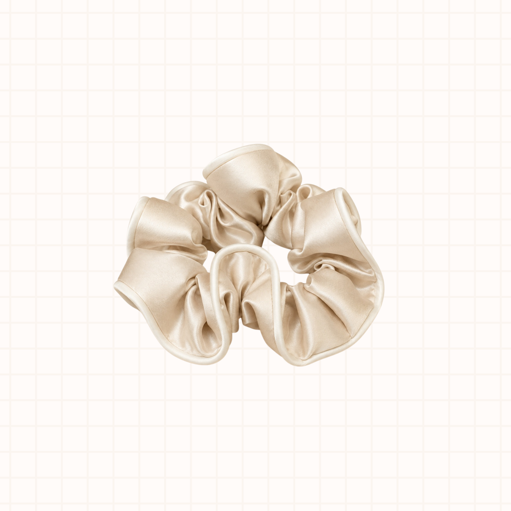 Midi Piped Silk Scrunchie Single in Clinical Cream